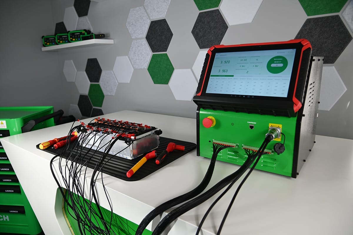 launch-europe-evm324-ev-tools-live.jpg